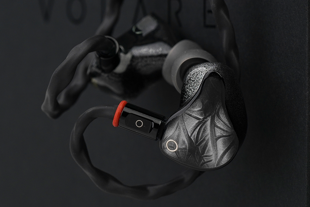 IO Audio IOAudio Volare Flagship In Ear Monitor 1DD + 4BA + 4EST