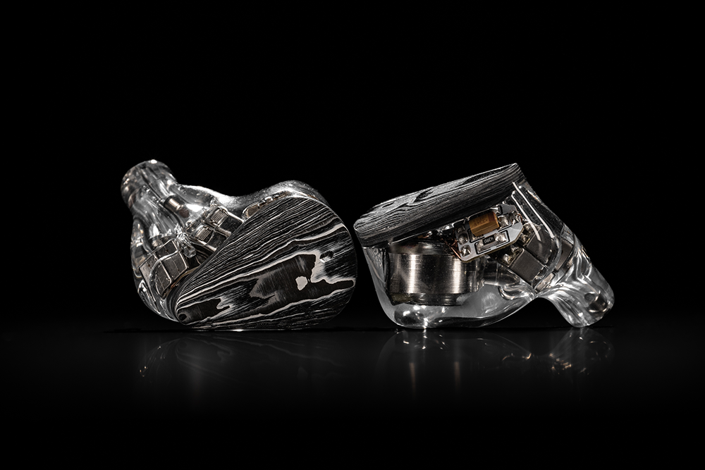 MOONDROP DARKSABER DARK SABER 2DD+8BA In-Ear Headphone