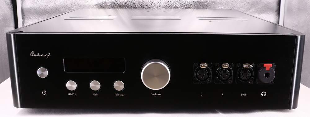 Audio-GD Master-9P MK2 (Smooth/Neutral) Dual Mono Balanced Class A Headphone Amplifier & Integrated Power Amplifier