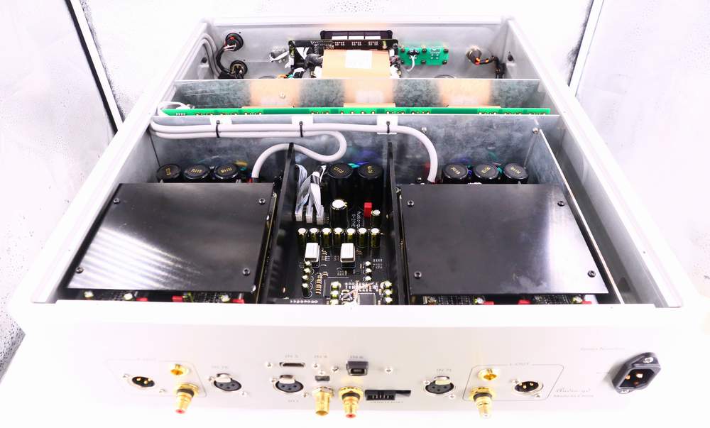 (PM for Stock) Audio-GD R-27HE R27HE R27 - All-In-One Full Discrete R2R Ladder Balanced Desktop DAC Headphone Amp + Preamp + Regenerative PSU