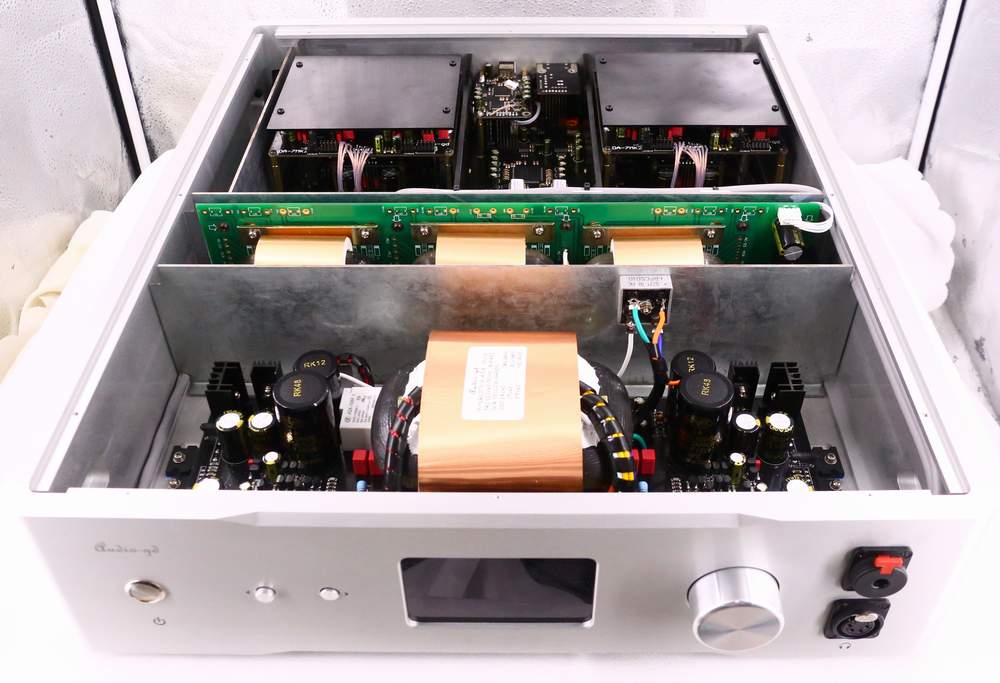 (PM for Stock) Audio-GD R-27HE R27HE R27 - All-In-One Full Discrete R2R Ladder Balanced Desktop DAC Headphone Amp + Preamp + Regenerative PSU
