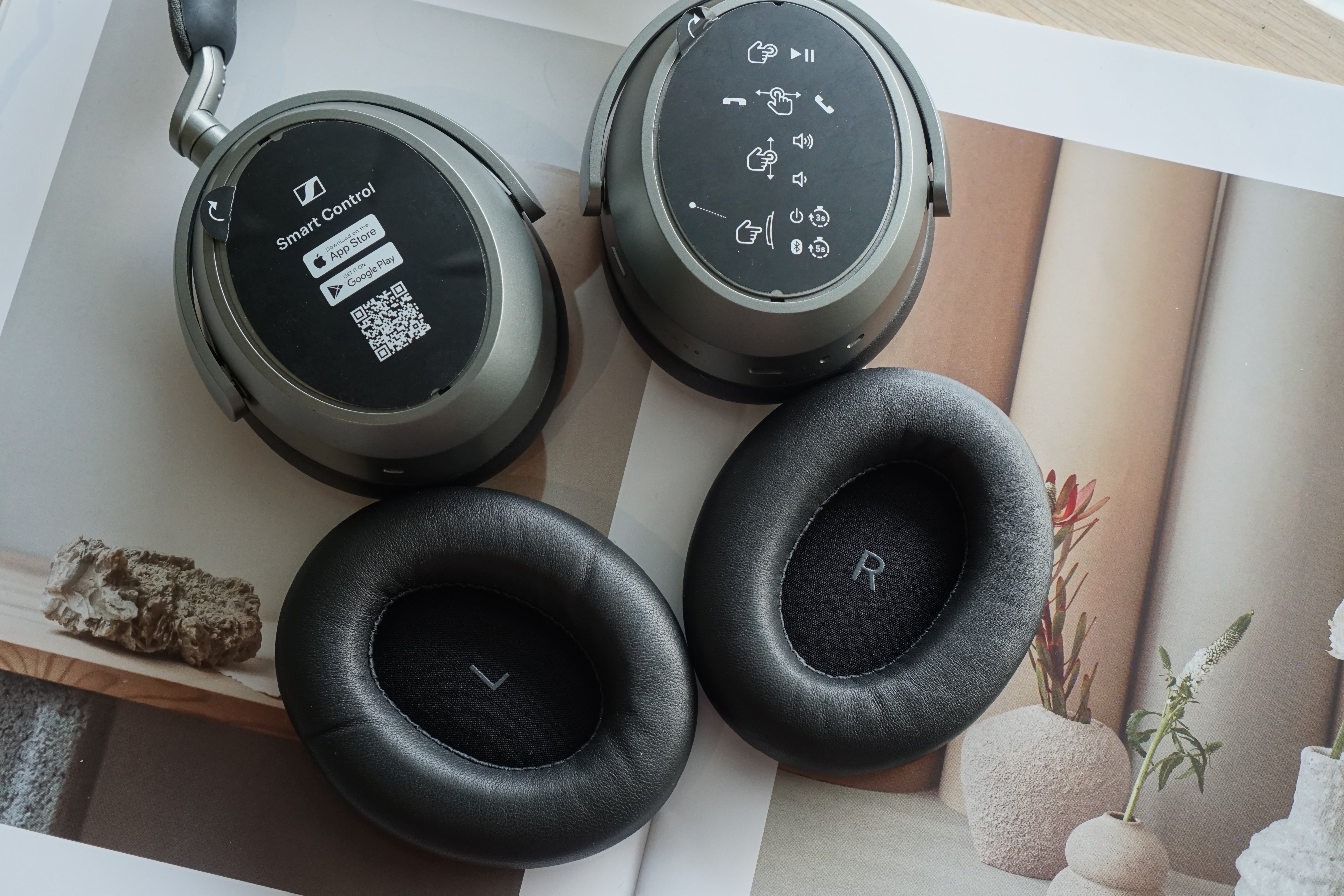 (Class B Protein) Earpads Sennheiser Momentum 4.0 M4AEBT Protein Leather Replacement Earpad with Bracket & Filter