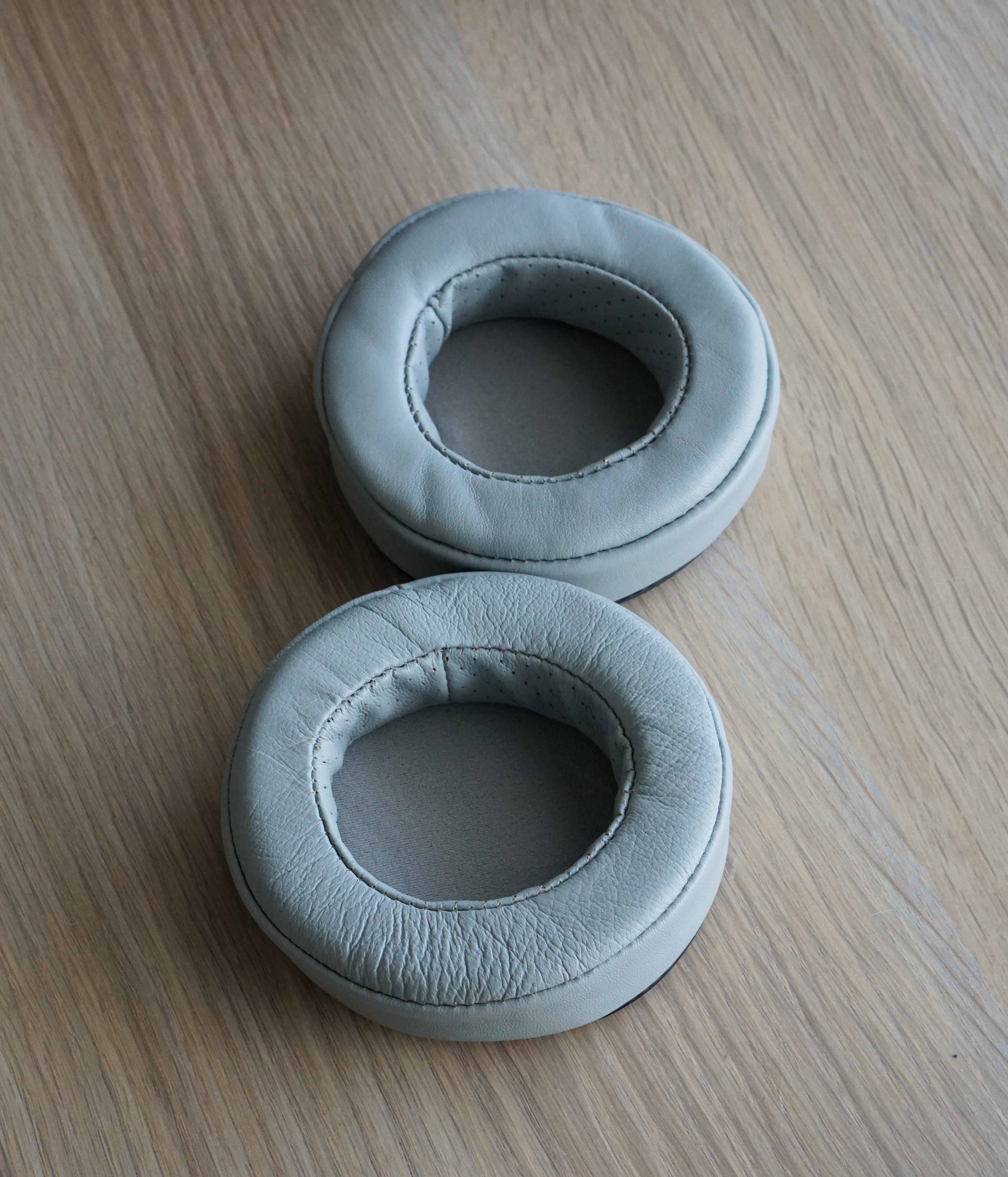 Class A Lambskin Earpads for Beyerdynamic DT770 / DT880 / DT990 / MMX300 / DT1770 / DT1990 / Amiron / T5 / T1 Replacement Earpads