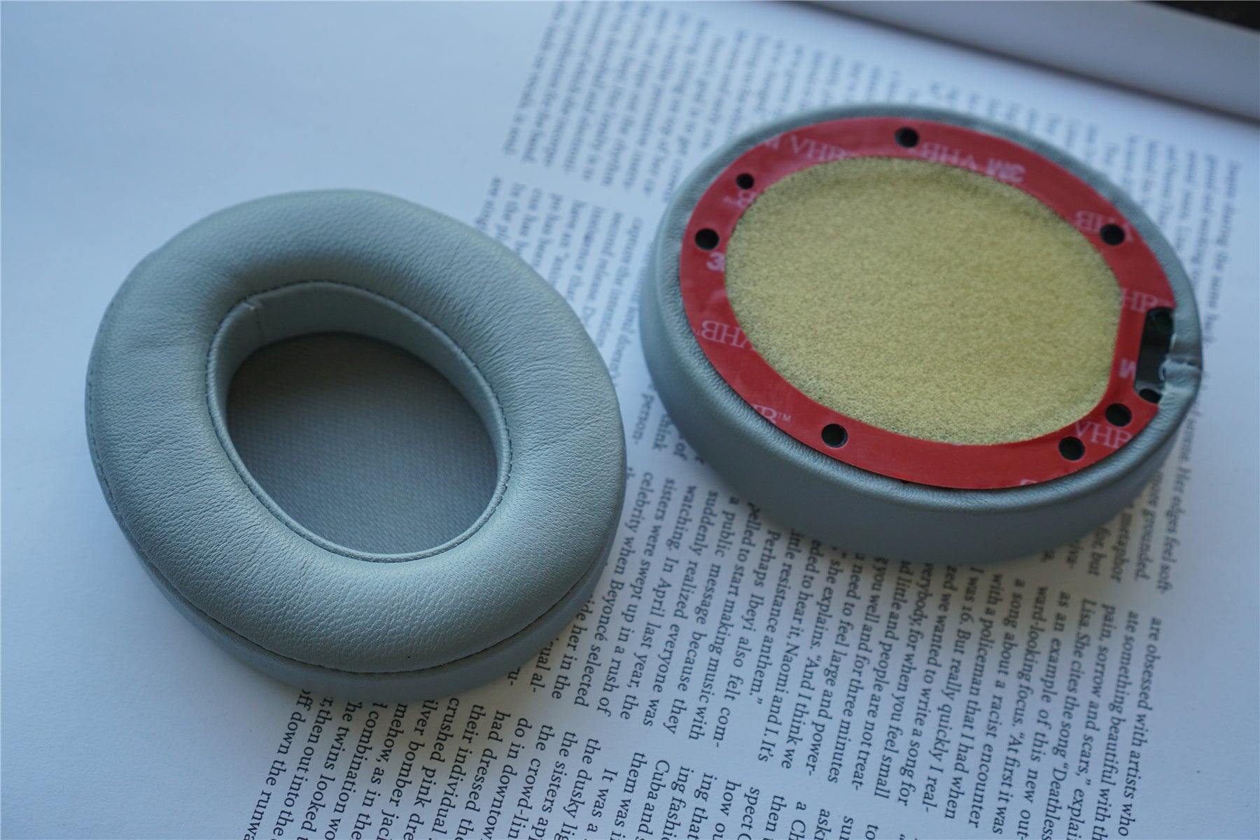 (Class A Lambskin / Cooling Gel / Protein Leather) Beats Studio 2.0 / 3.0 3rd Party Replacement Earpads
