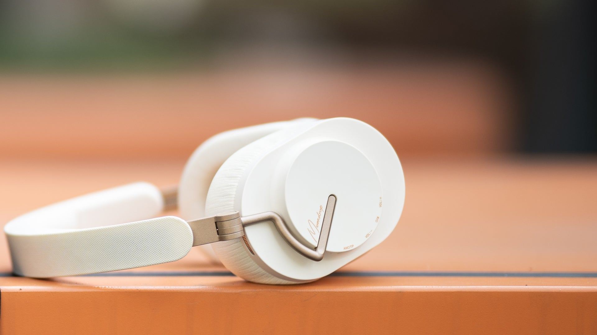 Moondrop Edge Portable Wireless ANC Headphone