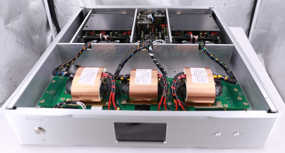 Audio-GD R-8 MK3 / R8 MK3 Real Balanced Fully Discrete R2R Ladder Desktop DAC