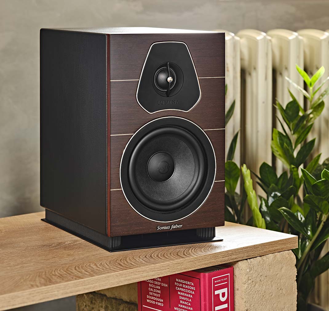 Sonus Faber LUMINA II - Passive 2-way Bookshelf Loudspeaker with Vented Box Design