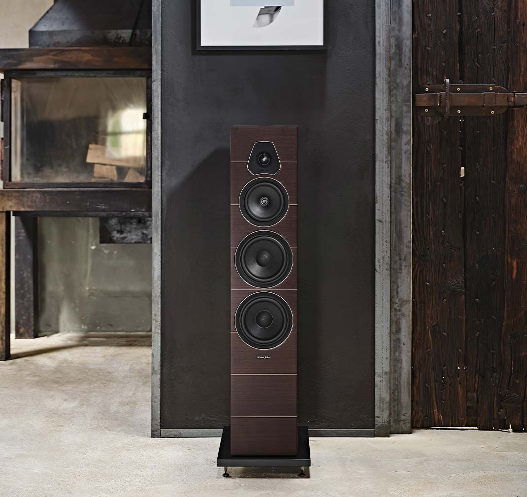 Sonus Faber LUMINA V - Flagship Lumina Collection Passive 3-way Floorstanding Loudspeaker System with Vented Box Design