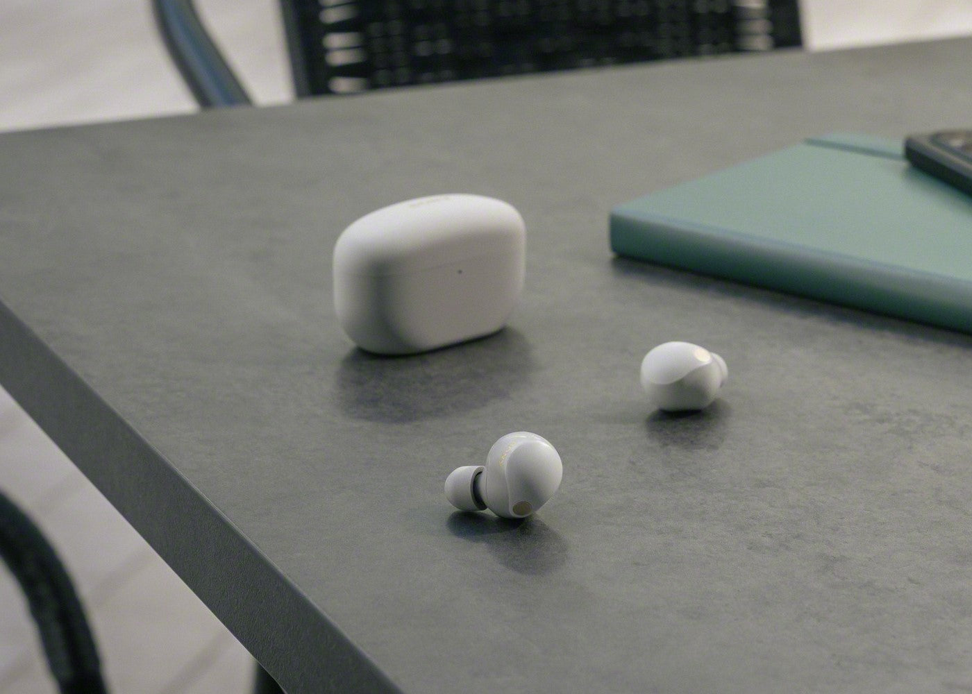 Sony WF-1000XM5 - IPX4 Hi-Res LDAC BT Noise Cancelling Hi-Res TWS True Wireless Bluetooth Earphone
