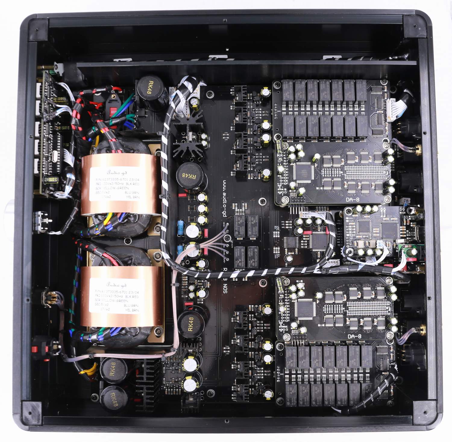 Audio-GD R-28 NOS - R28 NOS All-in-One Fully Balanced R2R Discrete Transistors DAC Headphone Amplifier And Preamplifier