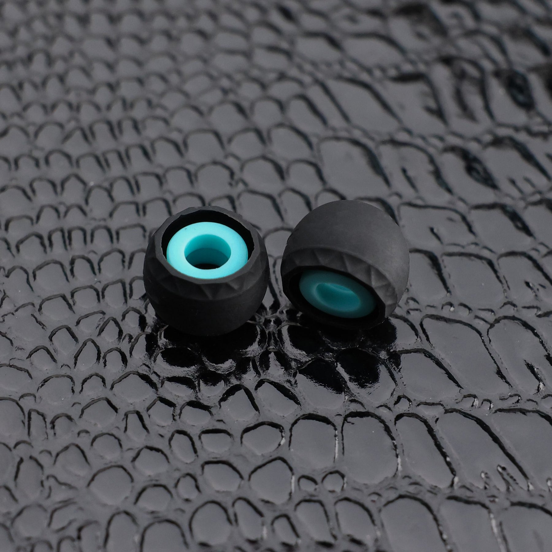 ELETECH Baroque Luxury Hi-Fi Eartips - Skin Friendly Silicon Upgrade Replacement Eartips