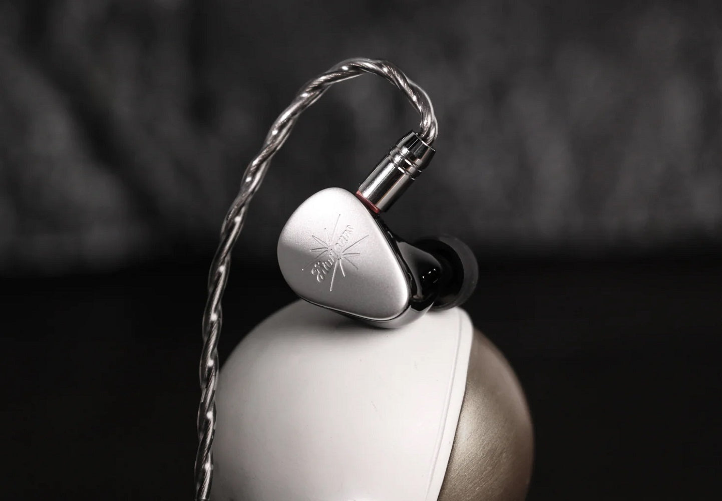 Kiwi Ears Kiwiears QUINTET (1DD+2BA+1 Planar+1PZT Piezoelectric Bone Conductor) 5 Drivers IEM Earphone