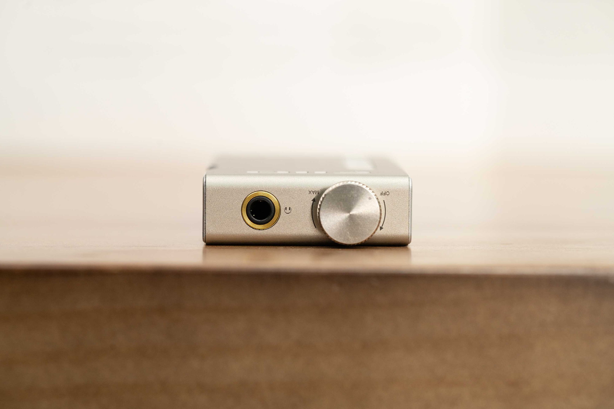 FiiO RR11 - Portable Stereo Radio Receiver