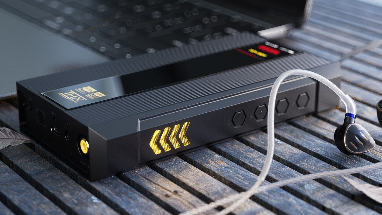 Fiio Q7 Hi-Res Portable DAC Headphone Amplifier 3000mW Output ES9038PRO QCC5124 THX AAA 788+ XMOS XU316
