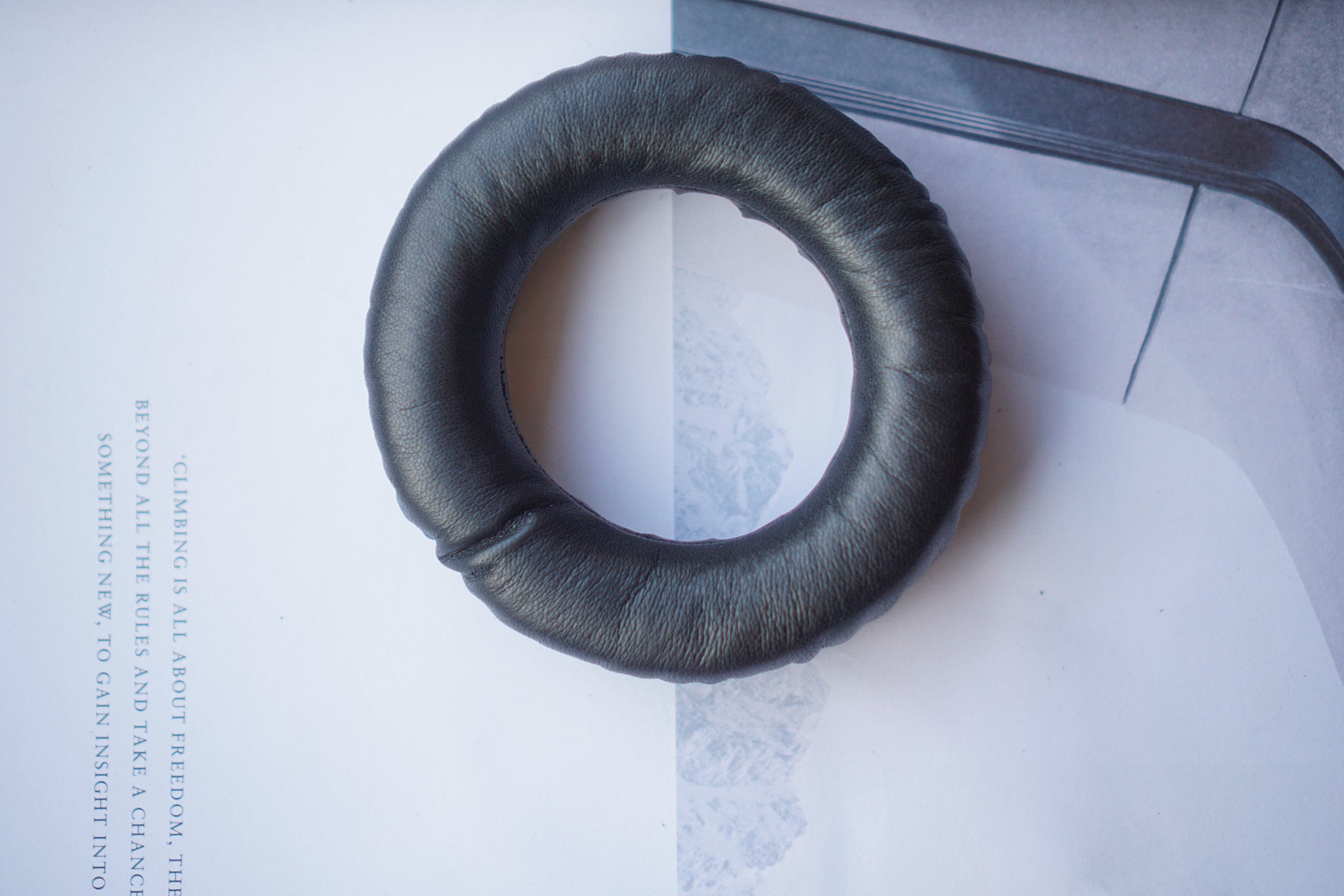 Class A Lambskin : Beyerdynamic DT770 / DT880 / DT990 / MMX300 / DT1770 / DT1990 / Amiron / T5 / T1