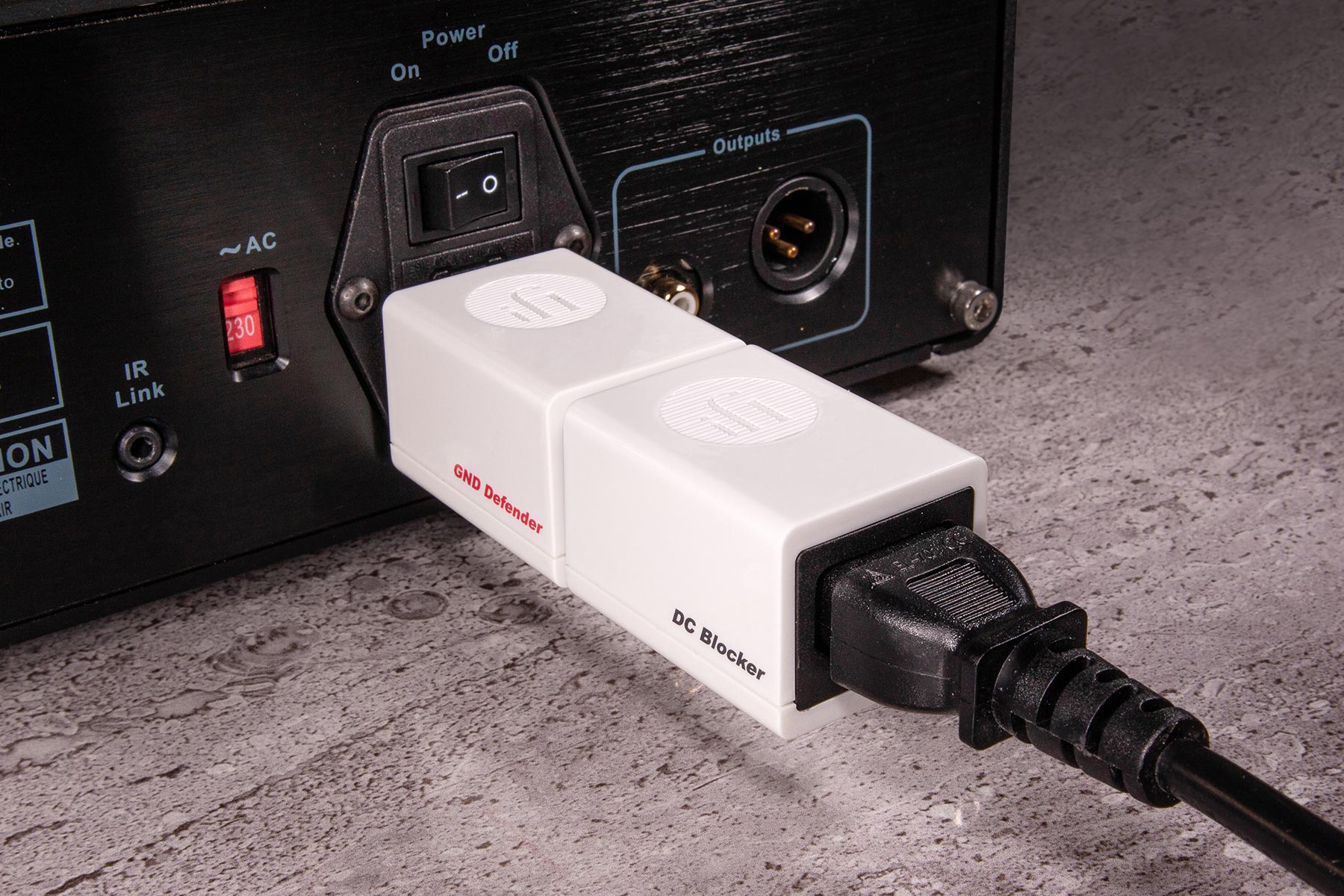iFi audio DC Blocker - Reduces noisy transformer hum caused by DC on mains