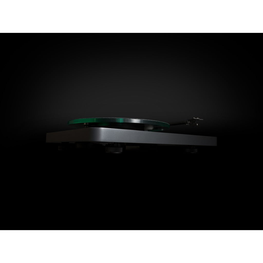 NAD C558 / C 558 - Turntable Vinyl LP Ortofon OM10 phono cartridge belt drive MDF plinth Perspex cover