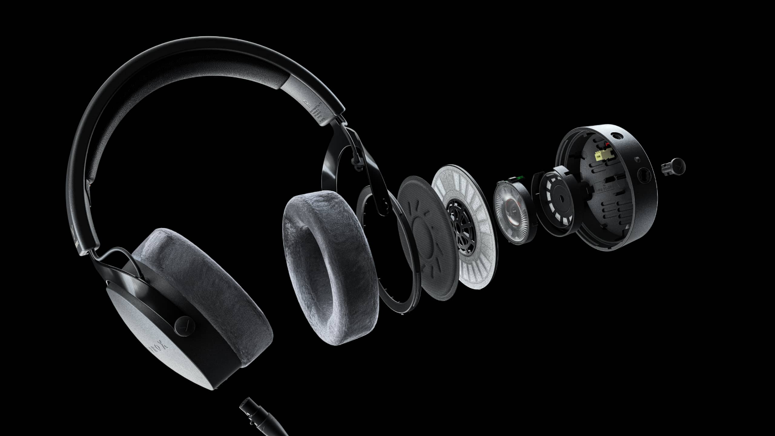 Beyerdynamic DT 700 PRO X (48 ohms) DT700 PRO X Closed Back Studio Headphones for Recording & Monitoring