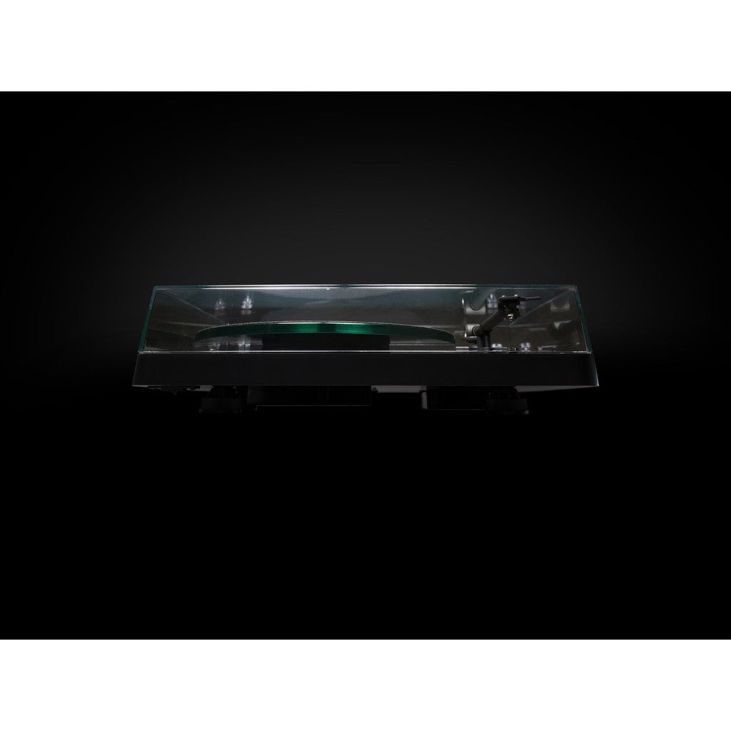 NAD C558 / C 558 - Turntable Vinyl LP Ortofon OM10 phono cartridge belt drive MDF plinth Perspex cover