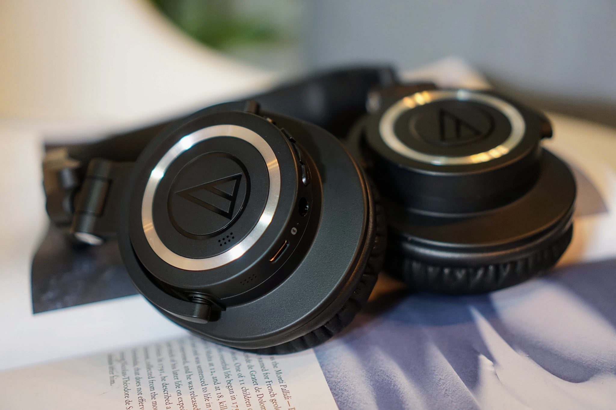 Audio Technica ATH-M50x | legendary monitoring headphones