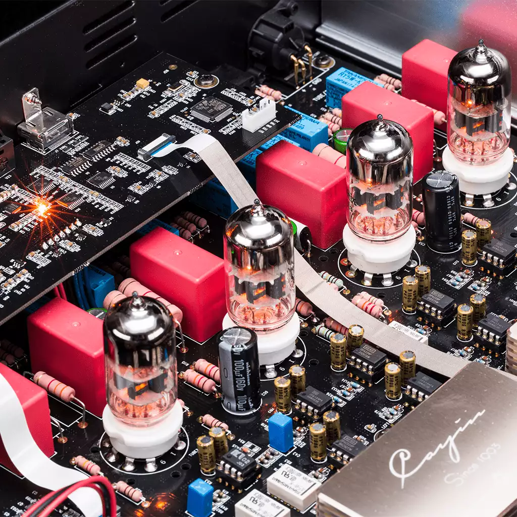 Cayin CS-100DAC [230V] - Dual Timbre Hi-Fi Audio D/A Converter