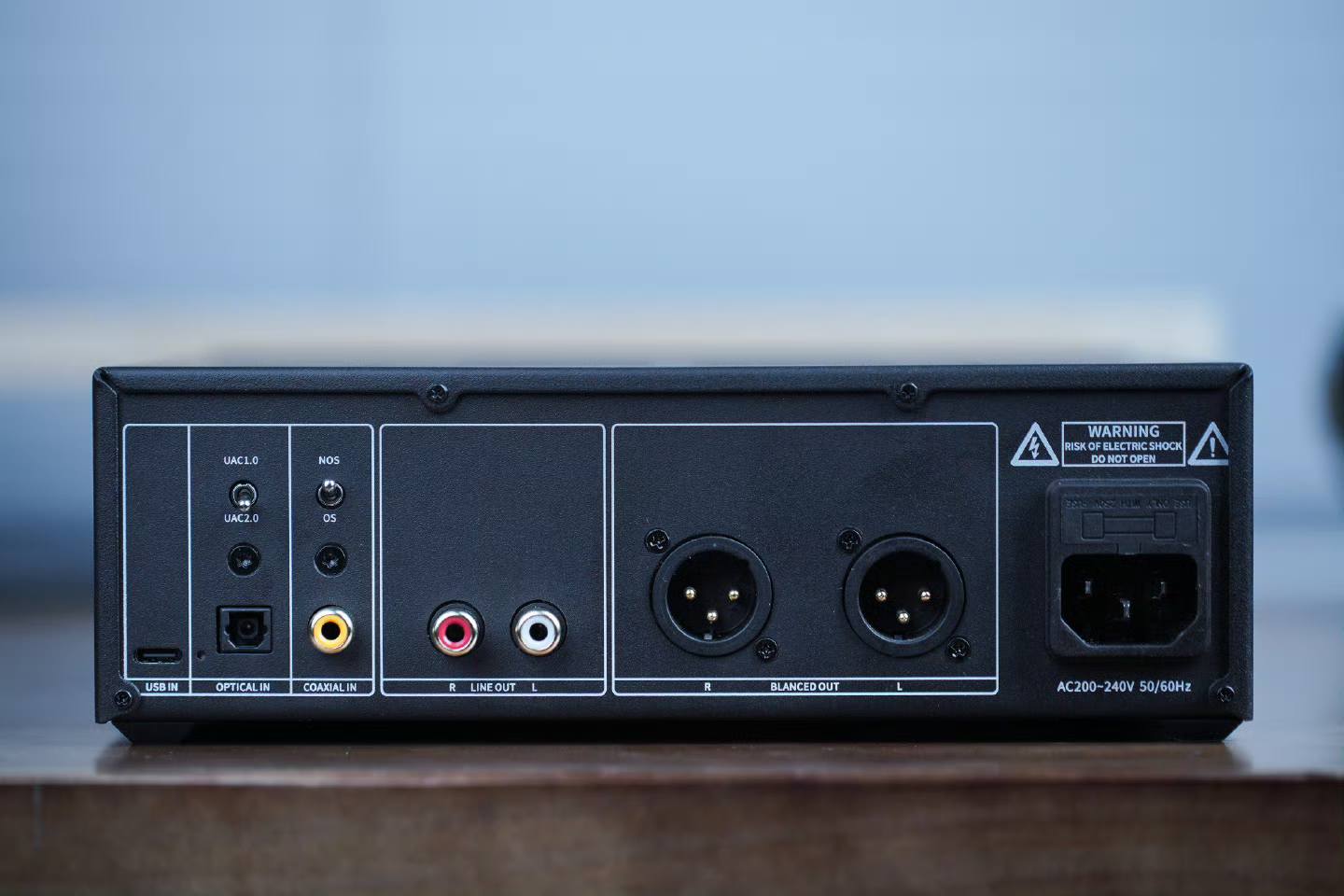 FiiO Warmer Pure 24-bit R2R DAC with Tube Buffer