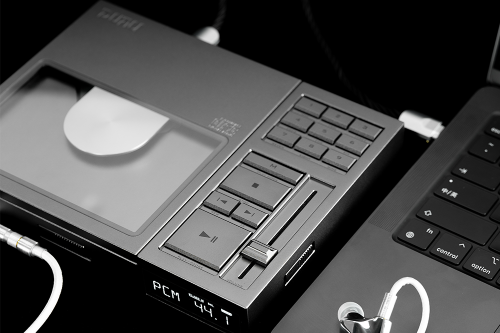 DUNU Concept R - Portable R2R CD PLAYER