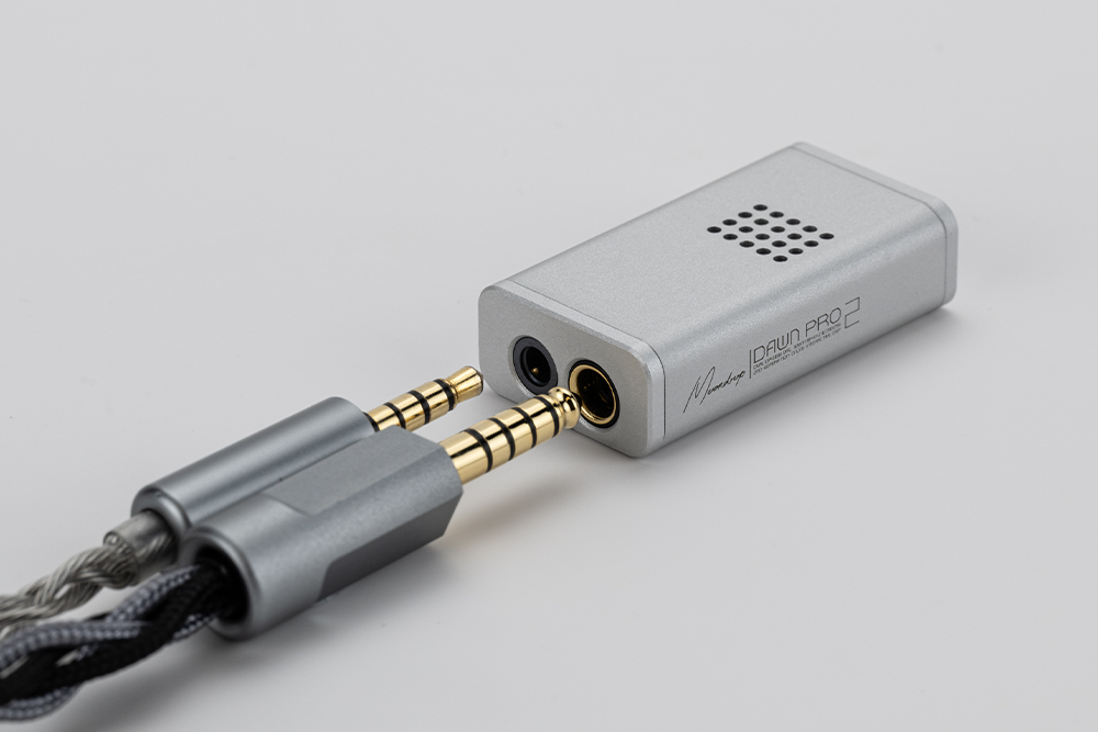 Moondrop DAWN PRO 2 - Dual CS43138 DAC 32bit 384kHz DSD256 Portable USB DAC Amplifier