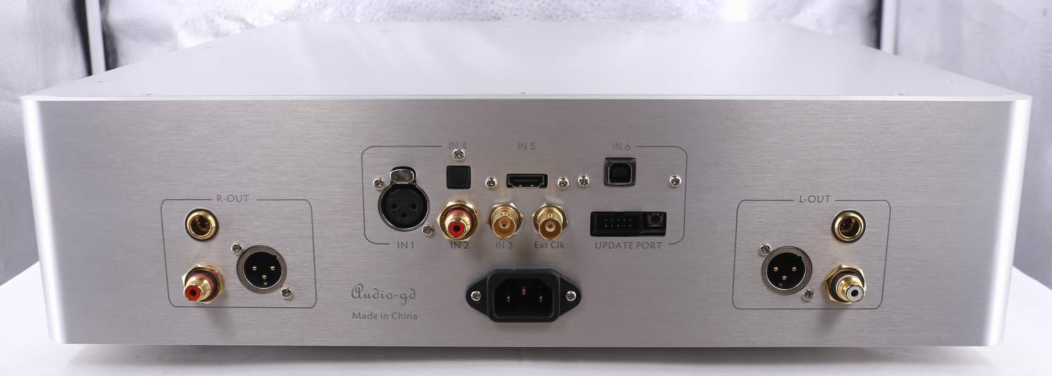 [PM best price] Audio-GD R-7HE MK3 / R7HE MK3 - Desktop DAC Fully Discrete R-2R Resistor Ladder DAC + DSD Native Decoder