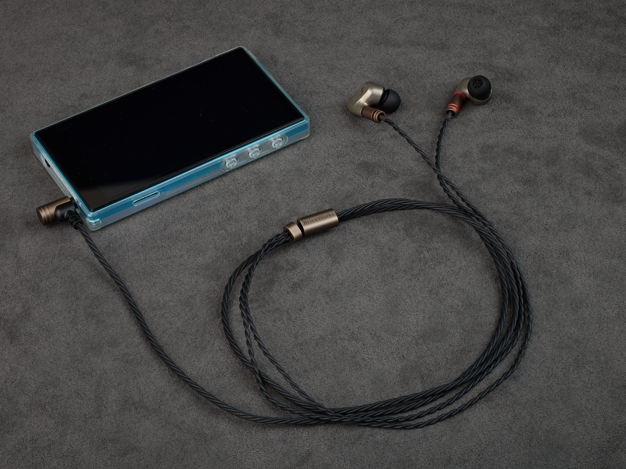 [READY STOCK] Brise Works MIKAGE - 4 Core Star Quad Spiral High Purity Copper Earphone Cable (MADE IN JAPAN)