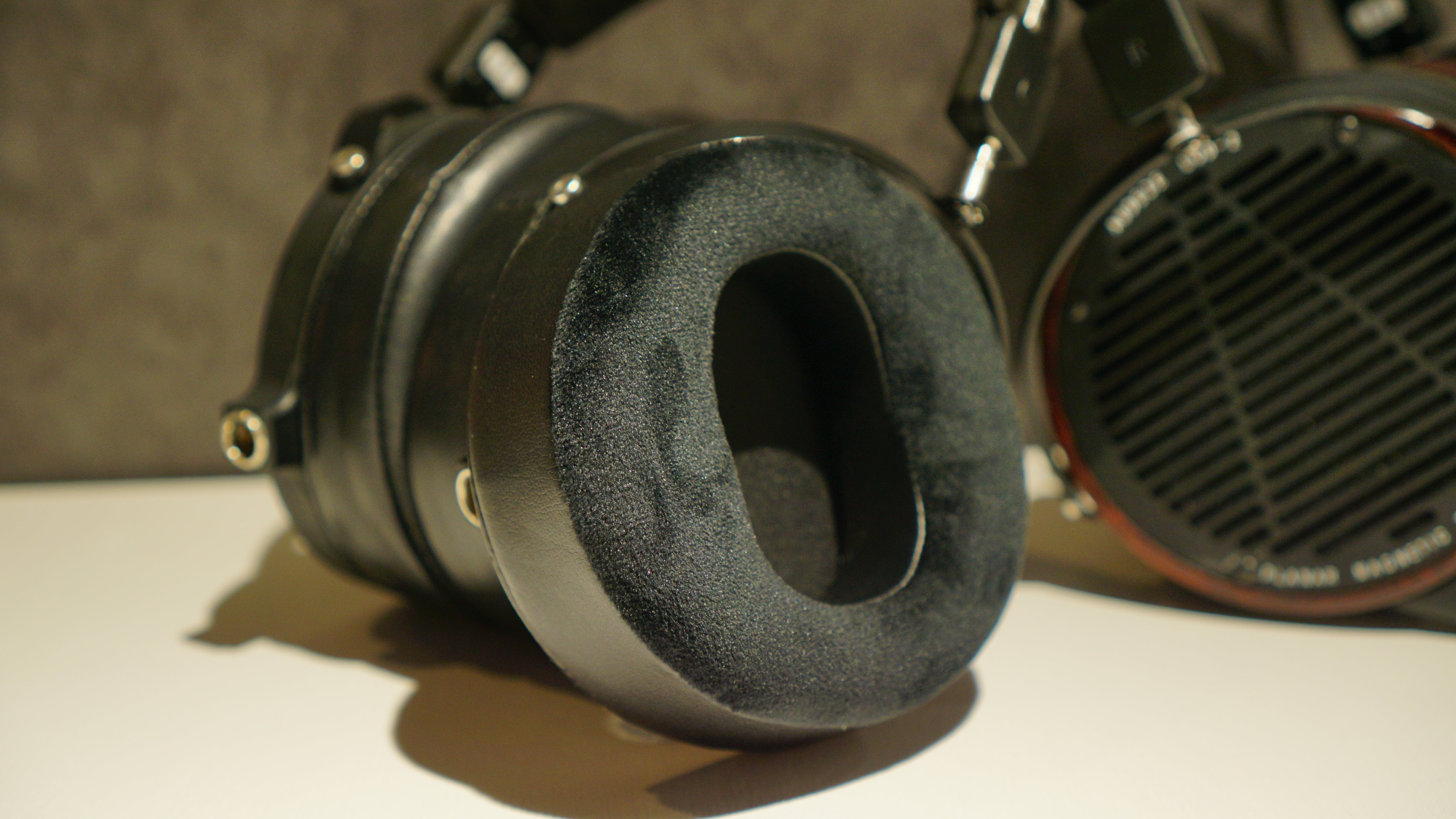 Class S Fusion: Audeze LCD-2 / LCD-3 / LCD-4 / LCD-X / LCD-CX / LCD-MX4 Earpads with sticker