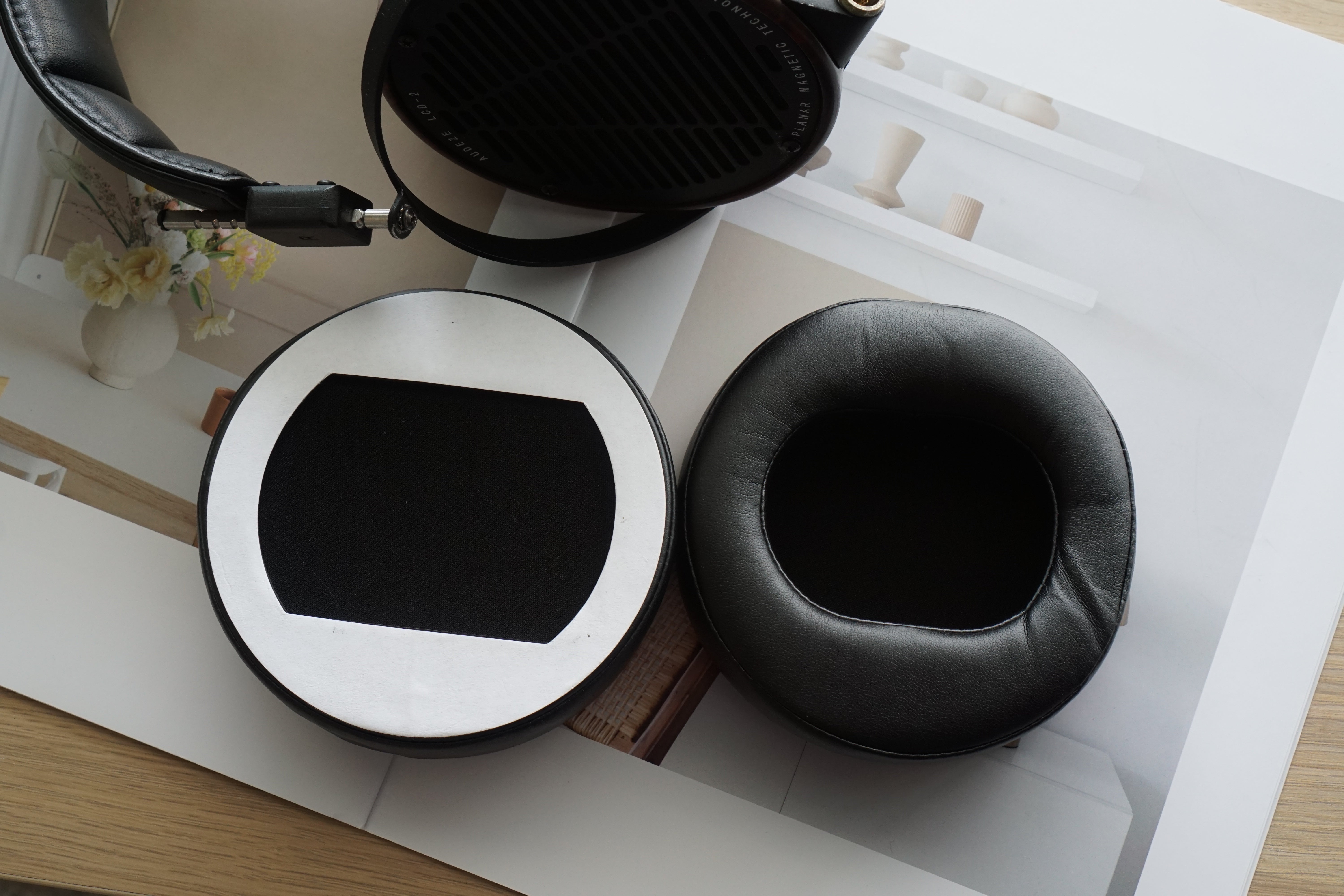 Class S Protein Leather: Audeze LCD-2 / LCD-3 / LCD-4 / LCD-X / LCD-CX / LCD-MX4 Earpads with sticker