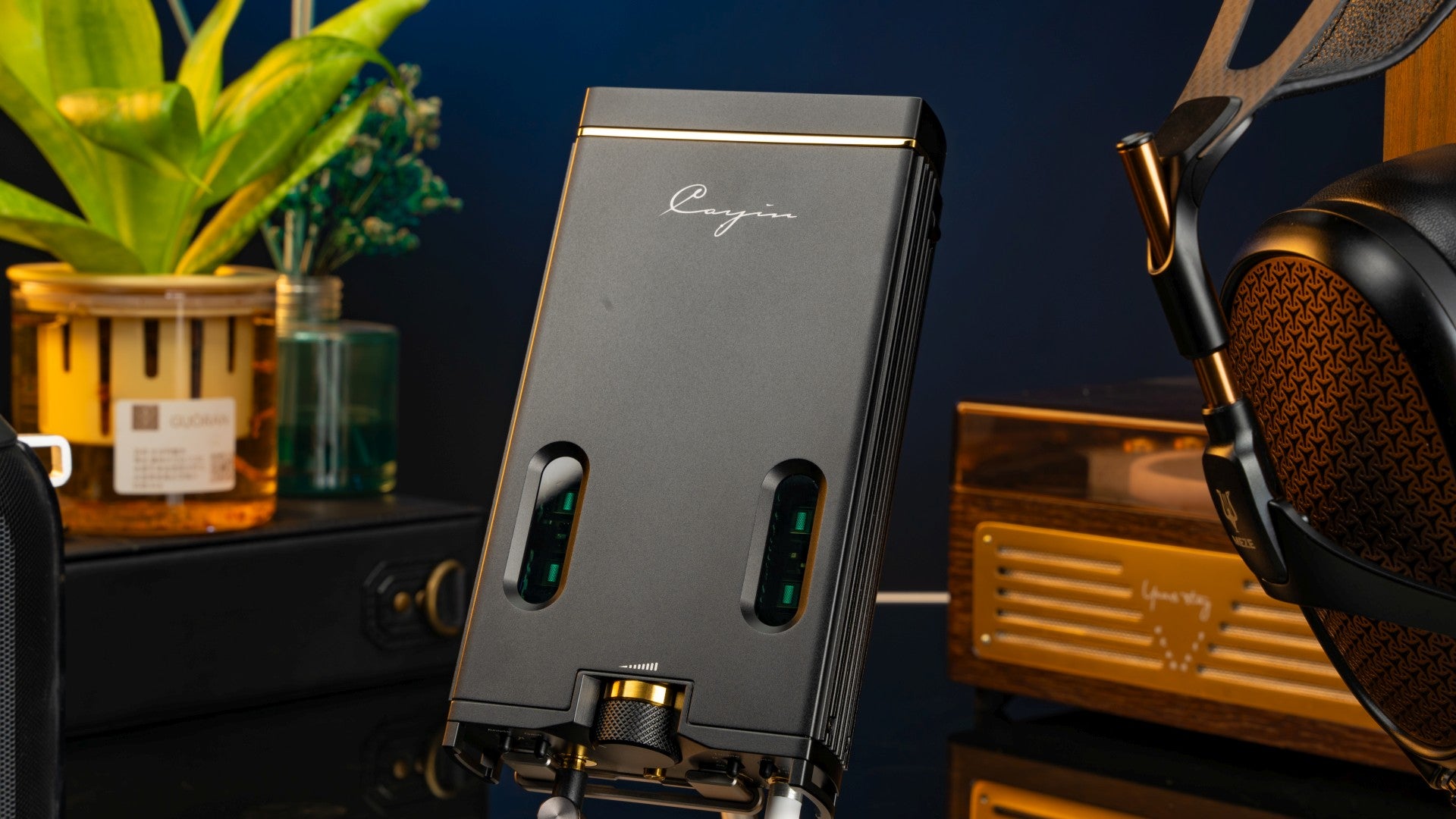 [PM best price] Cayin C9ii - Dual NuTube Flagship Portable Headphone Amplifier