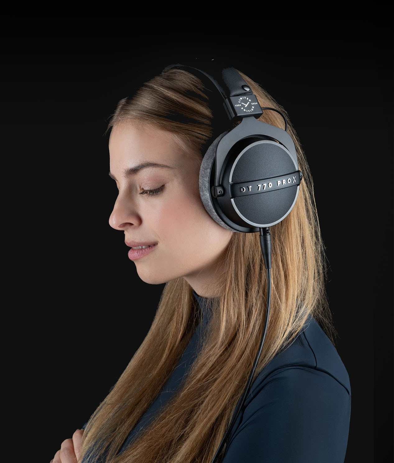 Beyerdynamic DT 770 PRO X (Limited Edition) 48 Ohm, Closed Studio Headphones (DT770 DT 770)