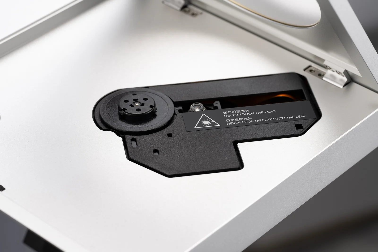 EvoAria Evo Era Portable CD Player All-In-One DAC Headphone Amplifier bluetooth lineout