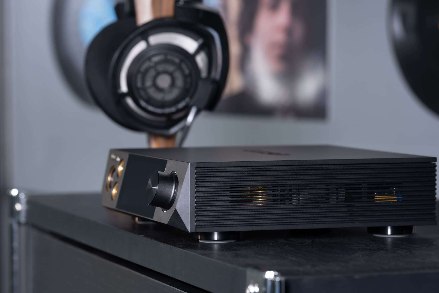 Luxsin X8 8*CS43198 DAC & Headphone Amplifier with World’s First AI-assisted EQ Tuning