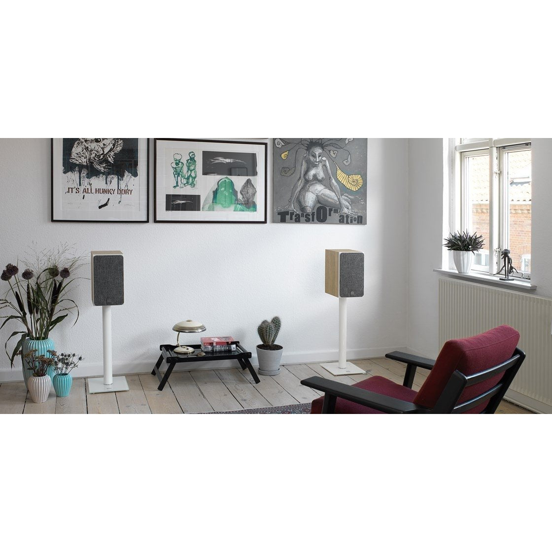 Dali Oberon 1 - Ultra Compact Bookshelf Speakers for Small Rooms