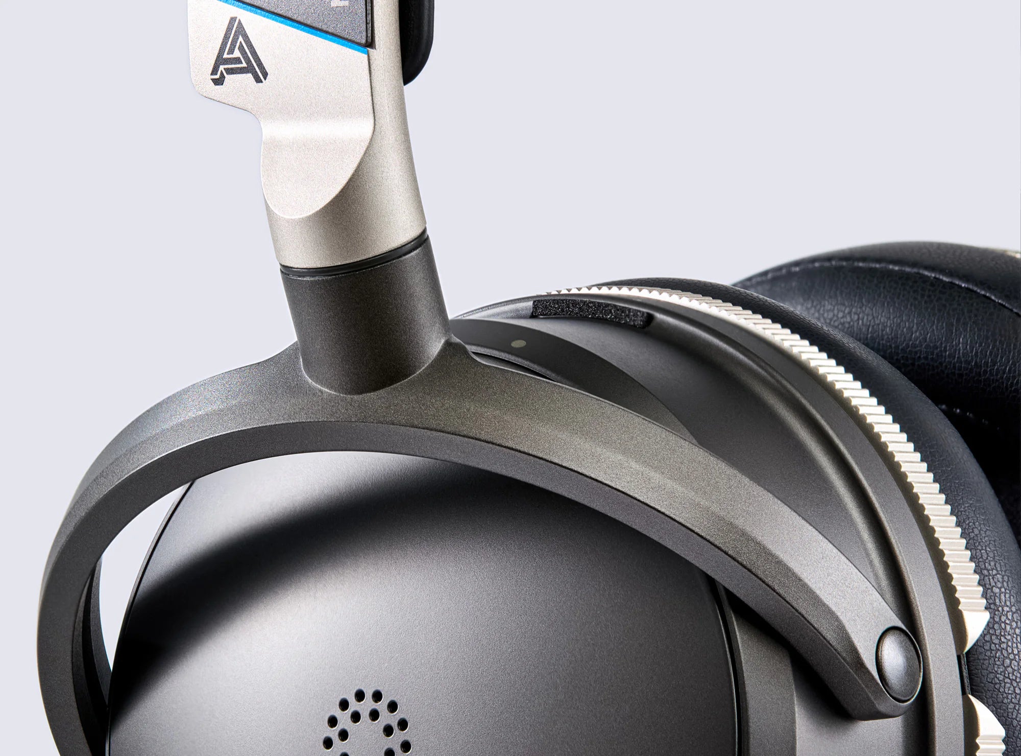 Audeze Maxwell 2 ANC Premium Wireless Gaming Headset Low Latency microphone xbox playstation switch PC