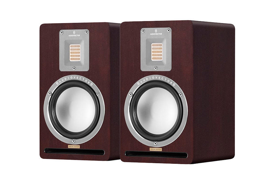 Audiovector QR 1 SE Bookshelf Speakers Made in Denmark