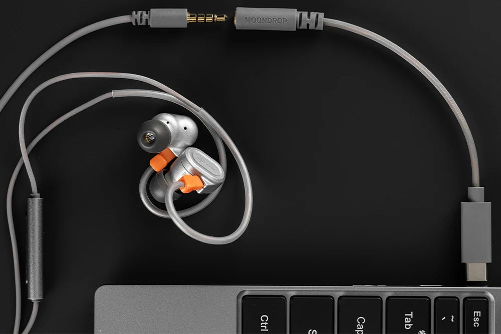 Moondrop: Gravity Position 10mm Dynamic Driver Professional Gaming In-Ear Monitors
