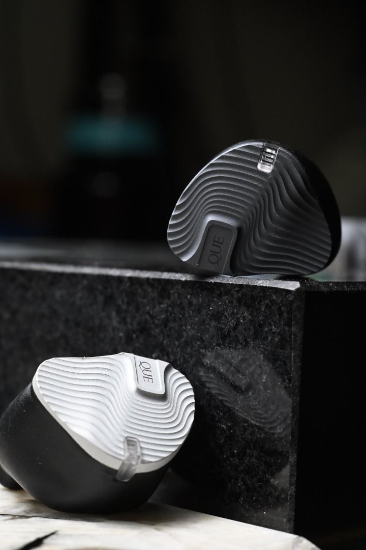 Yu9 Audio QUE 1DD + 3BA In-Ear Monitor
